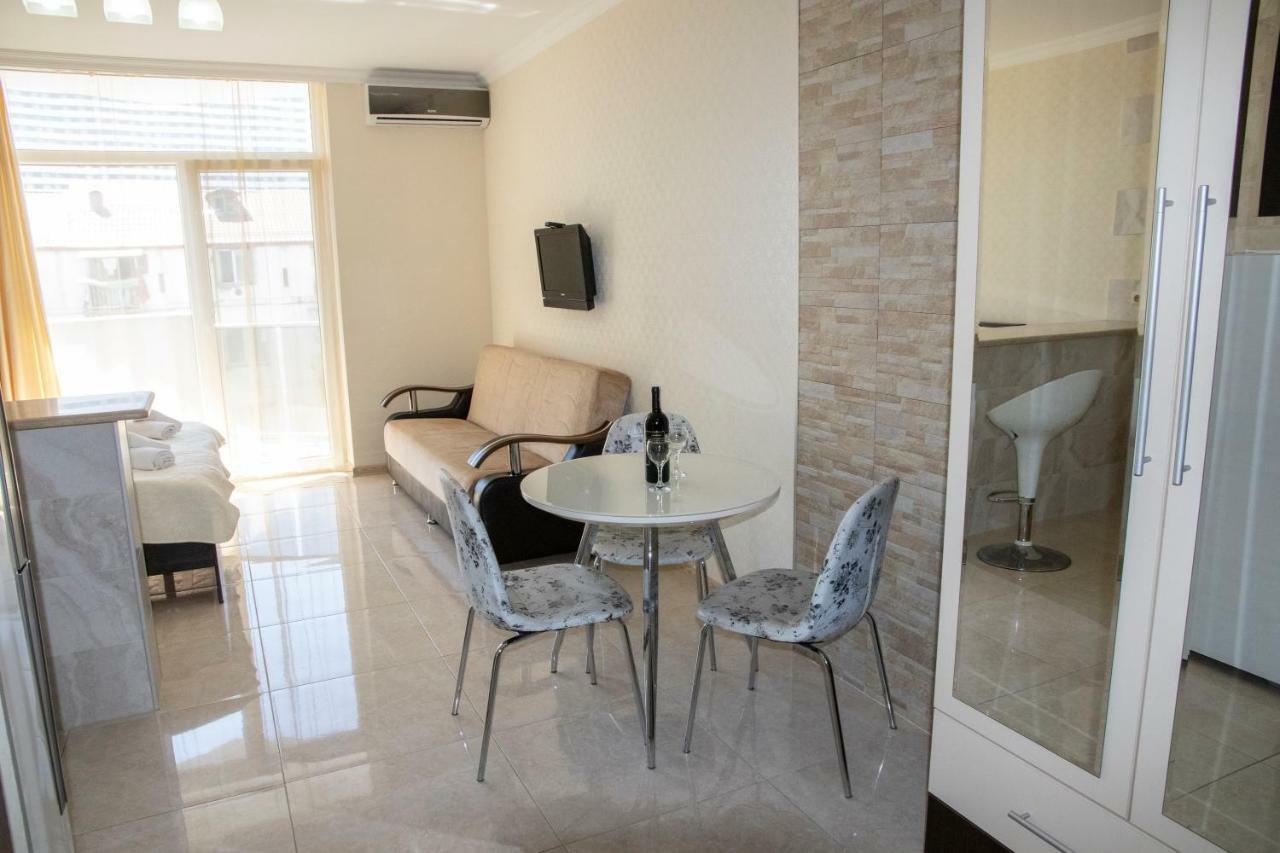 Orbi Apartment Ruslan Batumi Luaran gambar