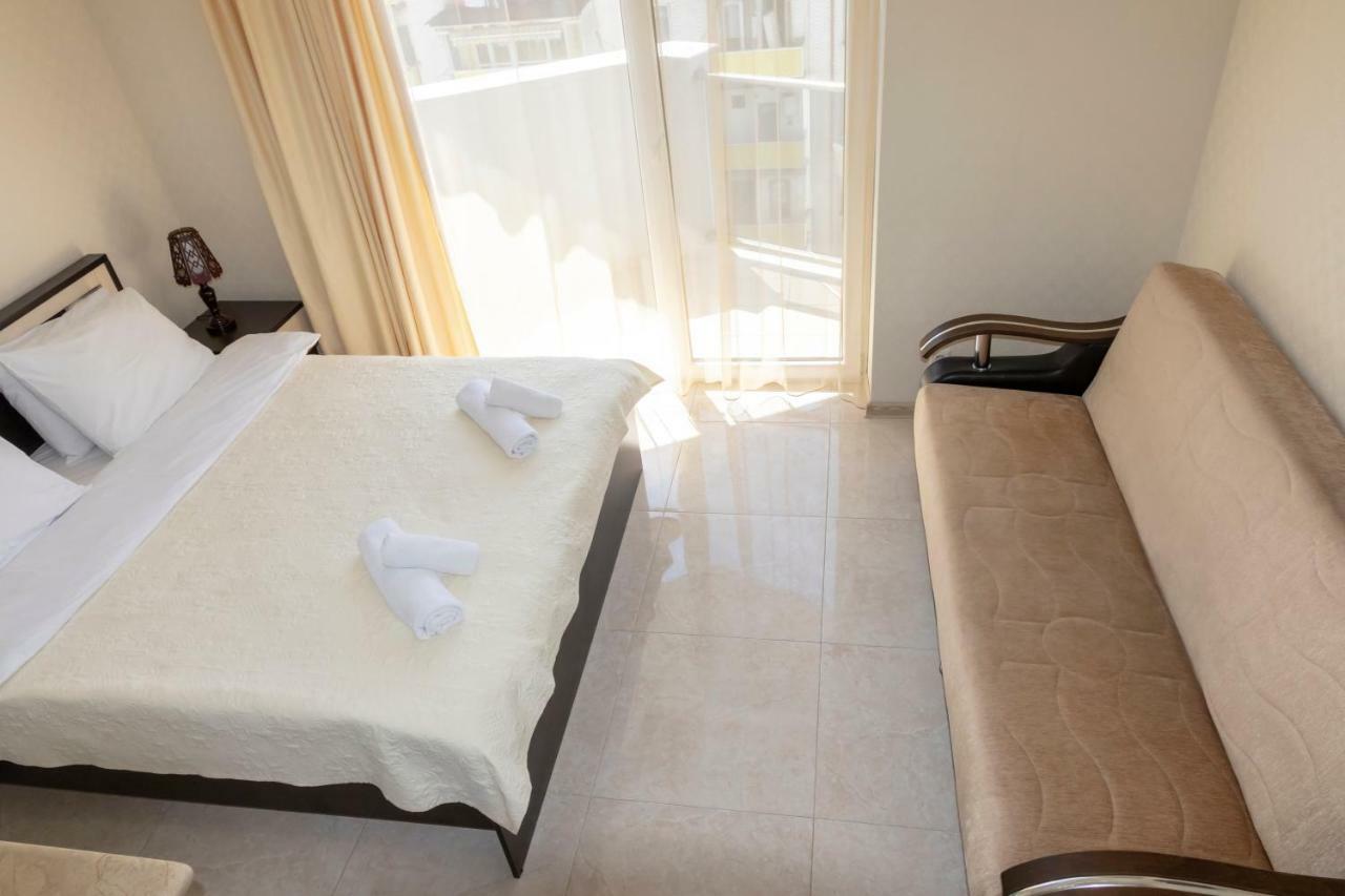 Orbi Apartment Ruslan Batumi Luaran gambar
